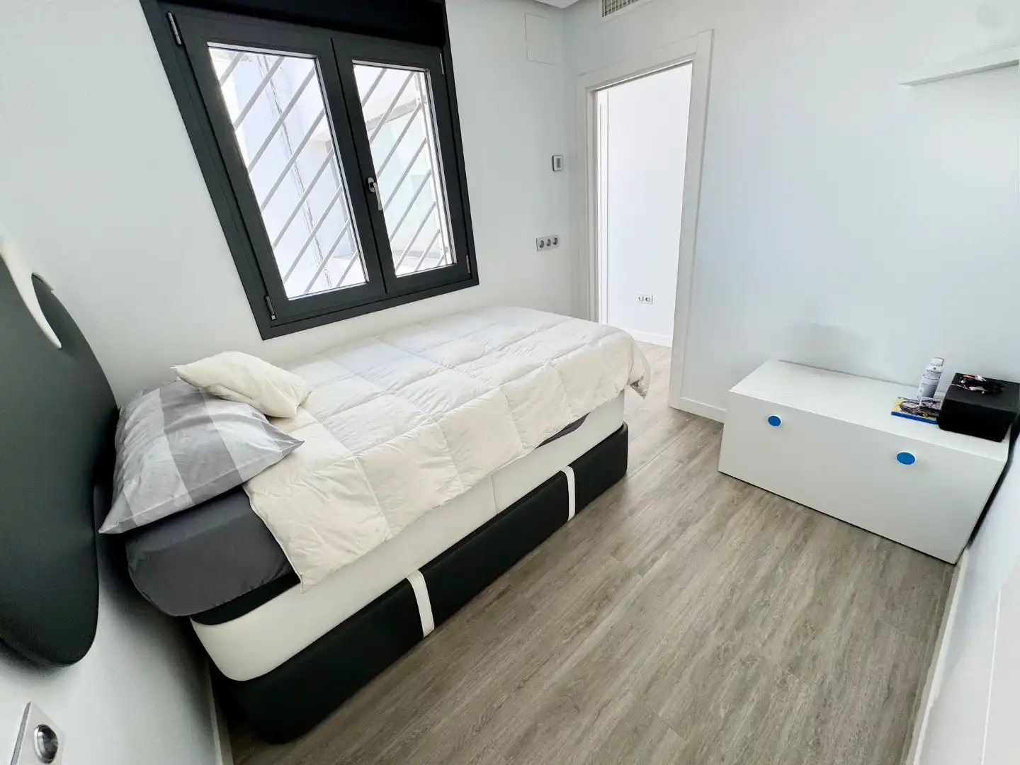Bedroom of Attic for rent in Punta Umbría, Huelva