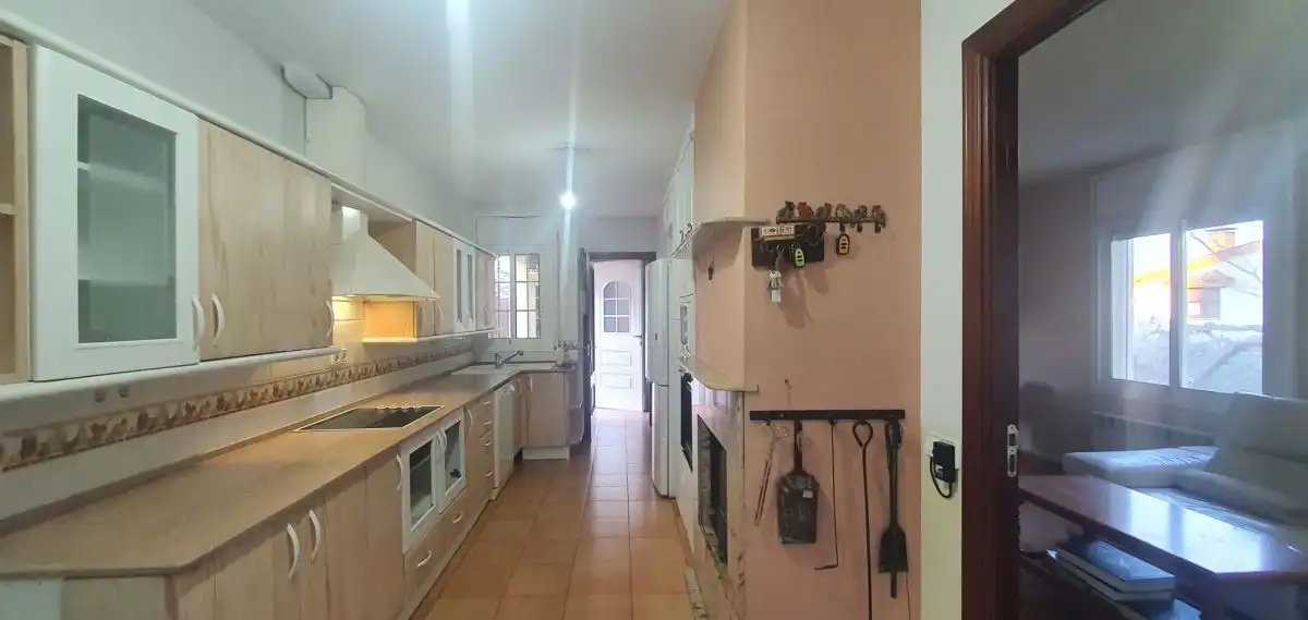 Cocina de Casa o chalet en venta en Els Pallaresos con Aire acondicionado, Calefacción y Jardín privado