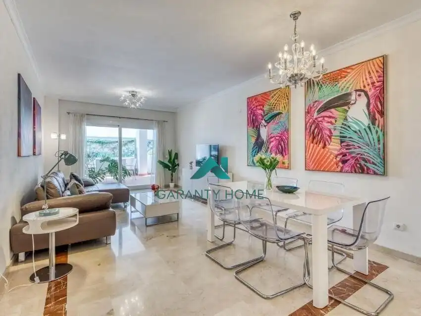 Living room of Flat for rent in Estepona  with Air Conditioner, Heating and Terrace