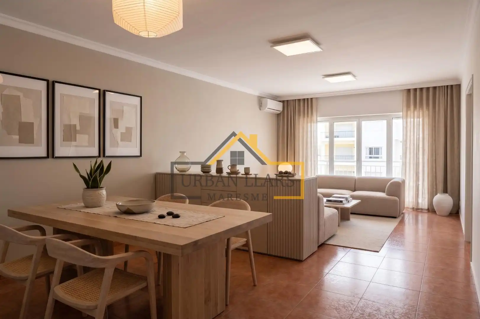 Piso con terraza en venta en Centre