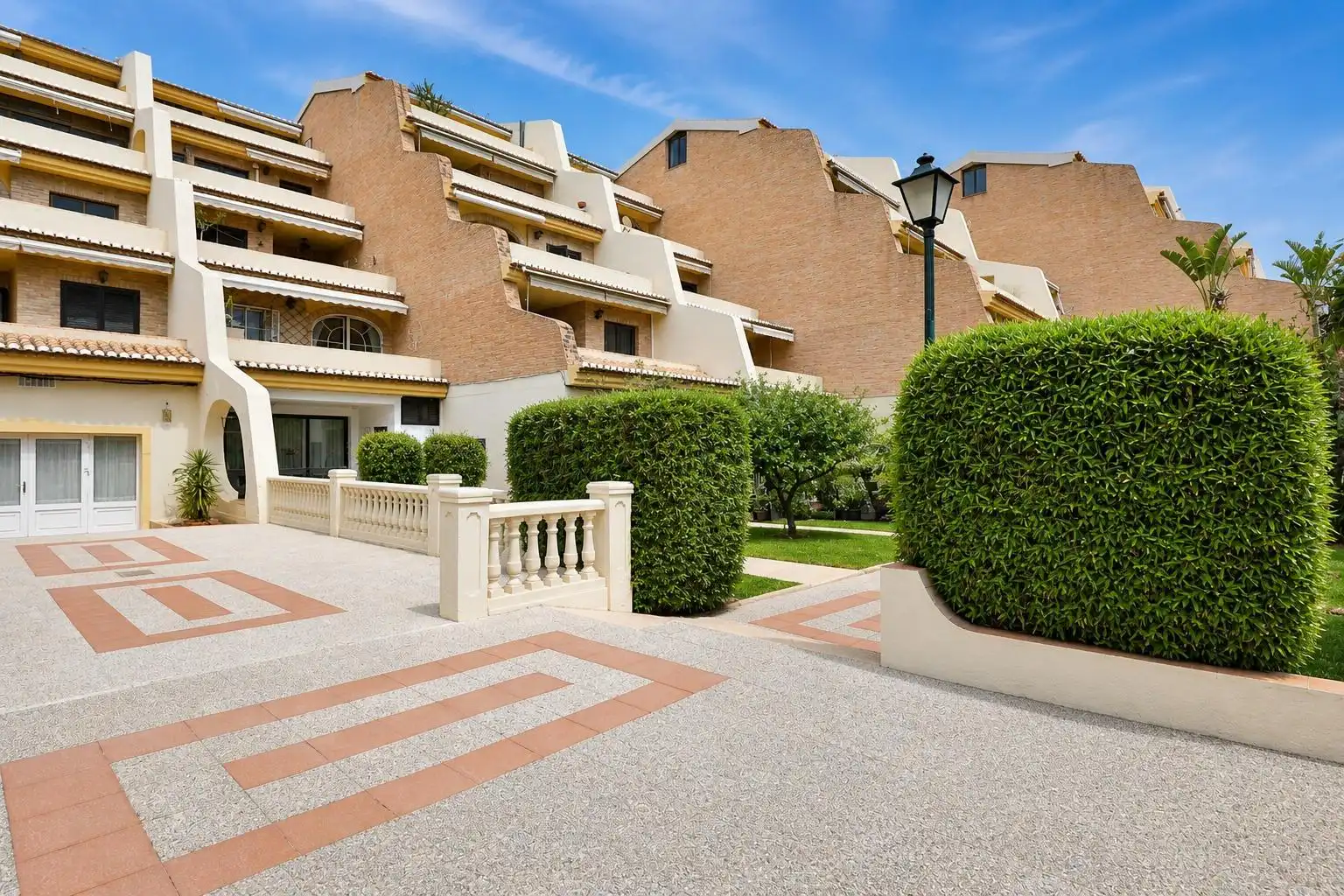 Exterior view of Detached homes for sale in Almuñécar  with Air Conditioner and Furnished