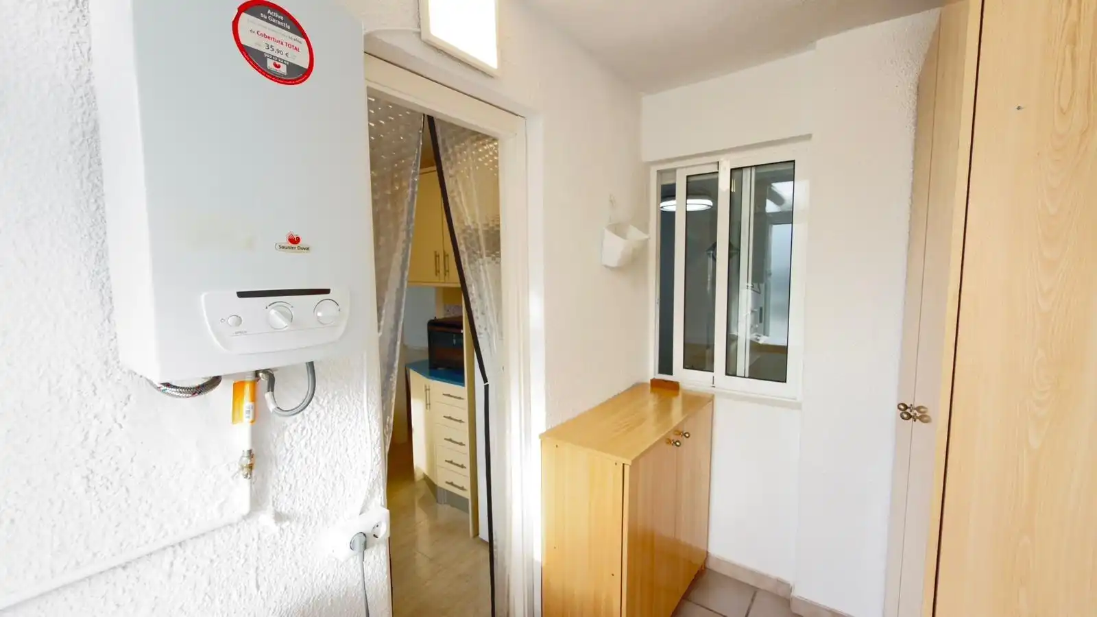 Wohnung zum Verkauf in Alicante / Alacant mit Klimaanlage, Heizung und Privatgarten