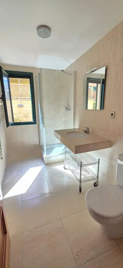 Bany de Casa o xalet en venda en Reus amb Calefacció, Jardí privat i Terrassa