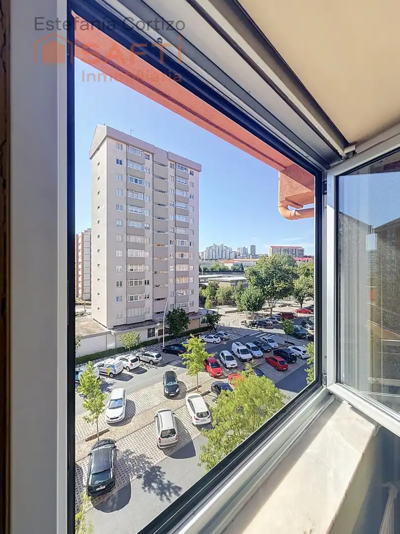 Terrassa de Pis en venda en A Coruña Capital  amb Calefacció i Moblat