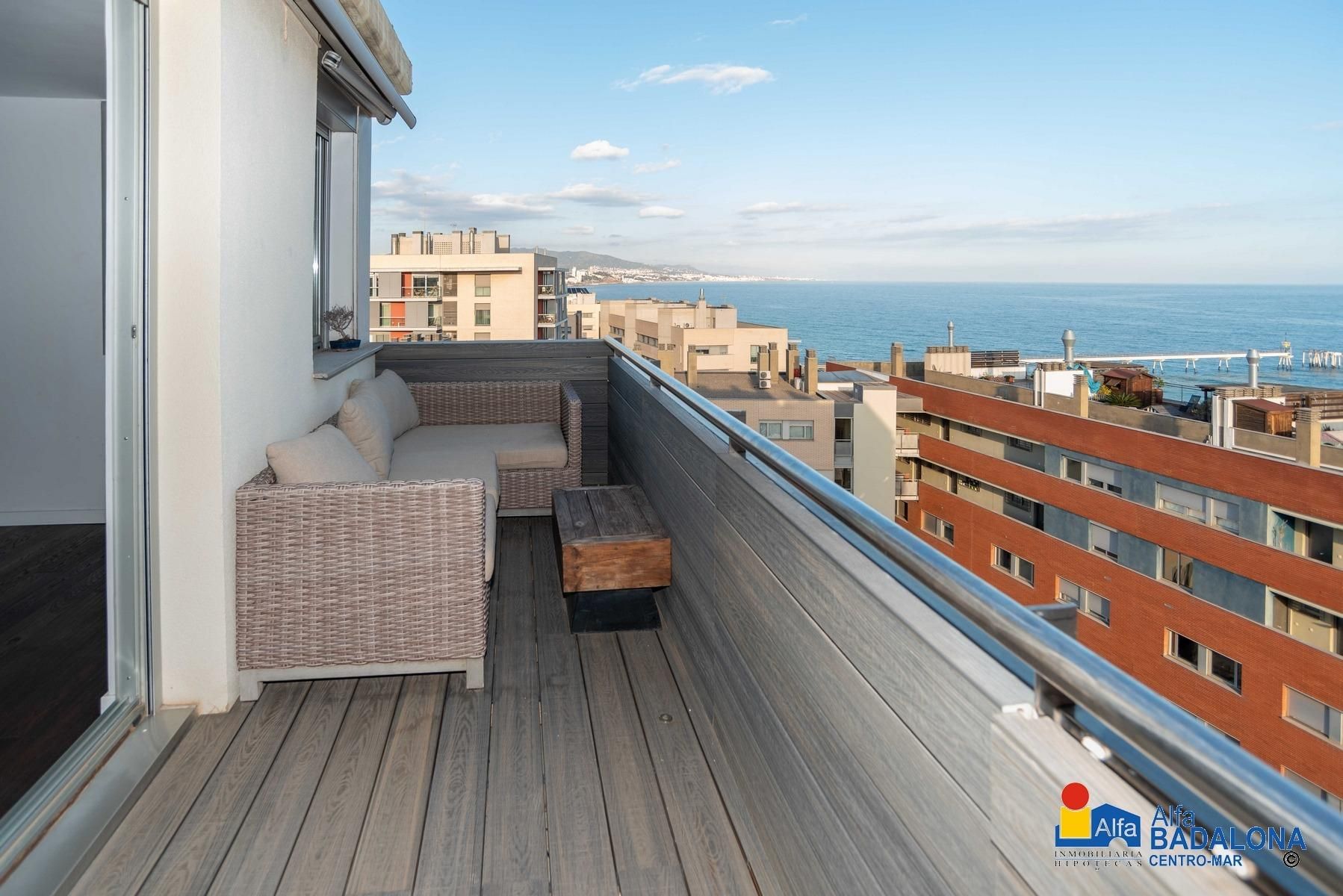 Terrassa de Pis en venda en Badalona amb Calefacció, Parquet i Terrassa