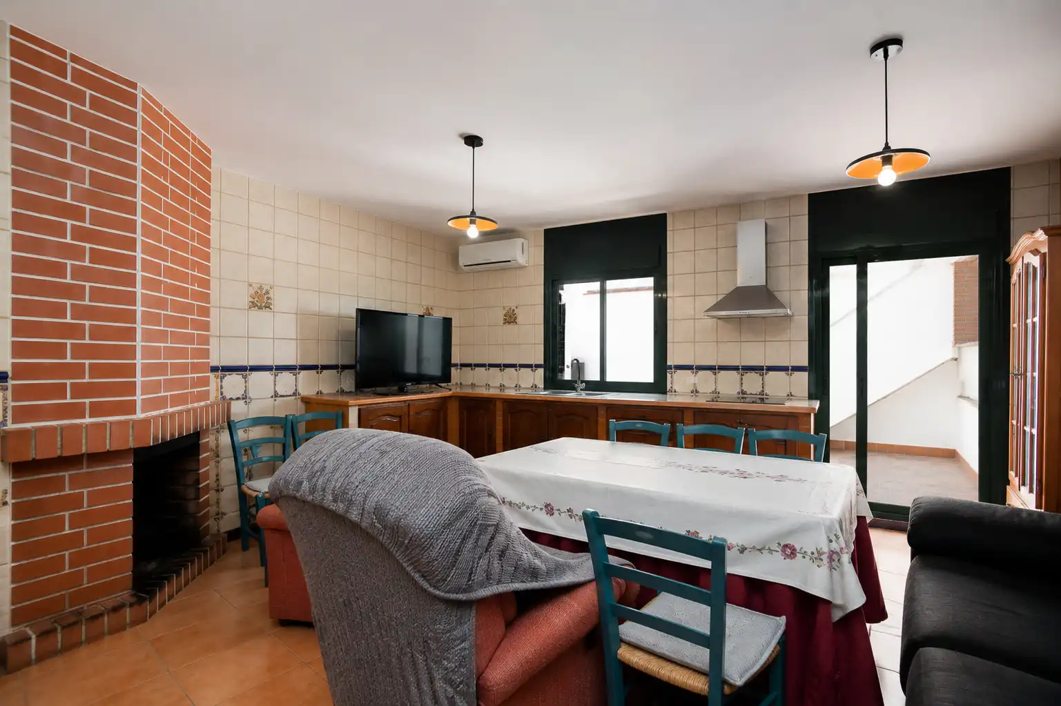 Küche von Haus oder Chalet zum Verkauf in Castelldefels mit Klimaanlage, Heizung und Terrasse