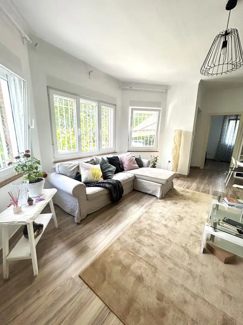 Sala de estar de Casa o chalet de alquiler en Tudela de Duero con Calefacción, Jardín privado y Amueblado