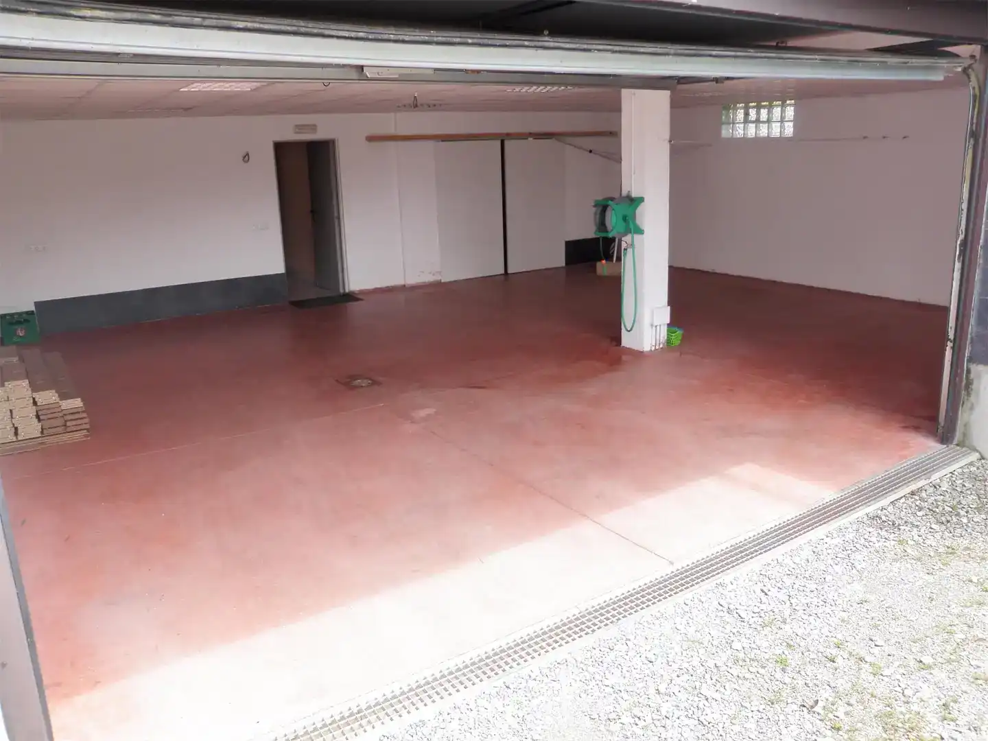 Aparcament de Pis en venda en Villaviciosa amb Jardí privat, Parquet i Traster