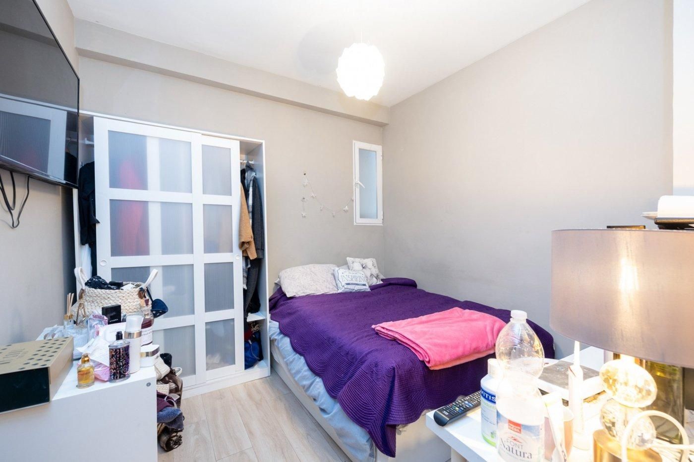 Bedroom of Flat for sale in  Granada Capital  with Balcony