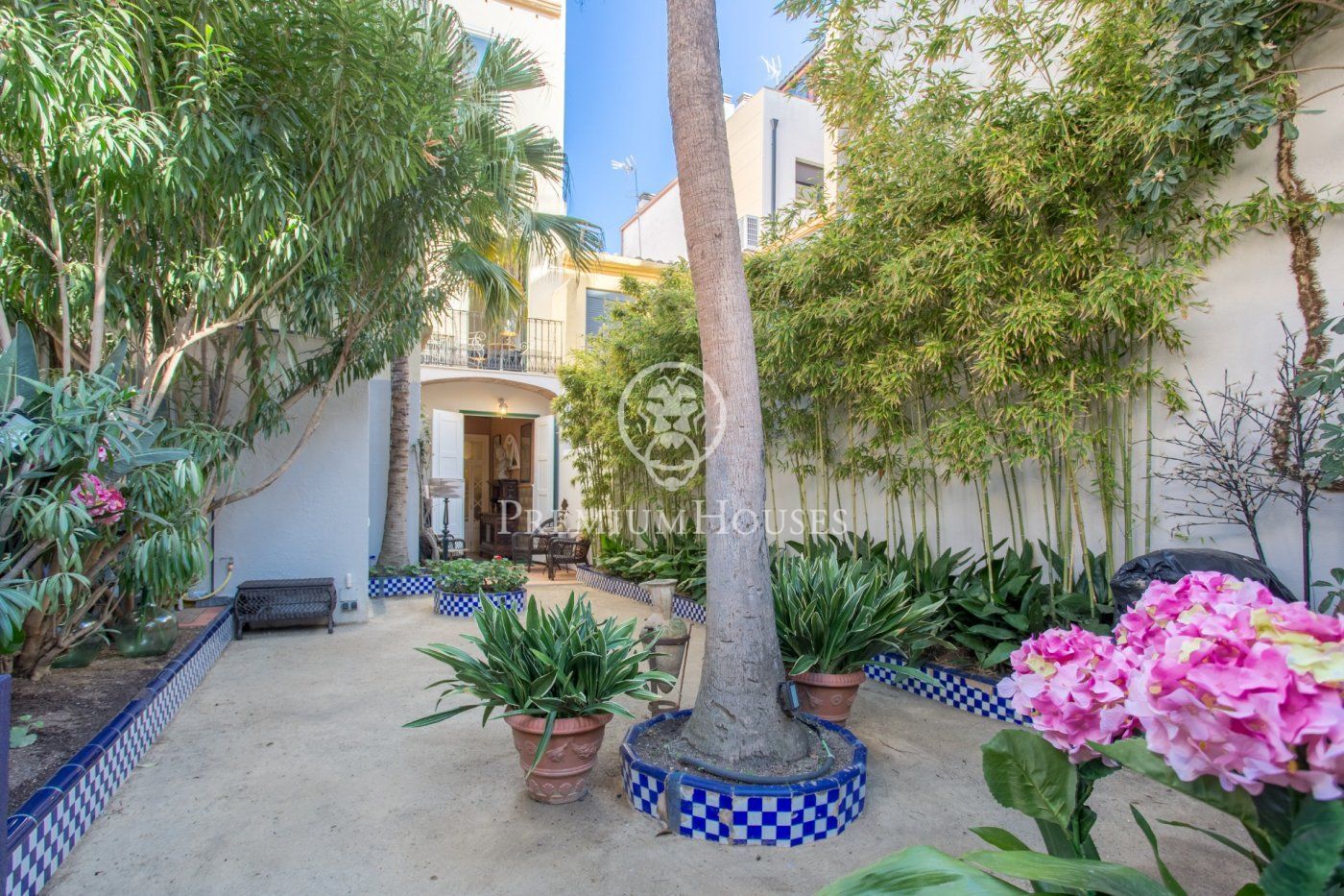 Exterior view of Country house for sale in Canet de Mar  with Air Conditioner, Heating and Private garden