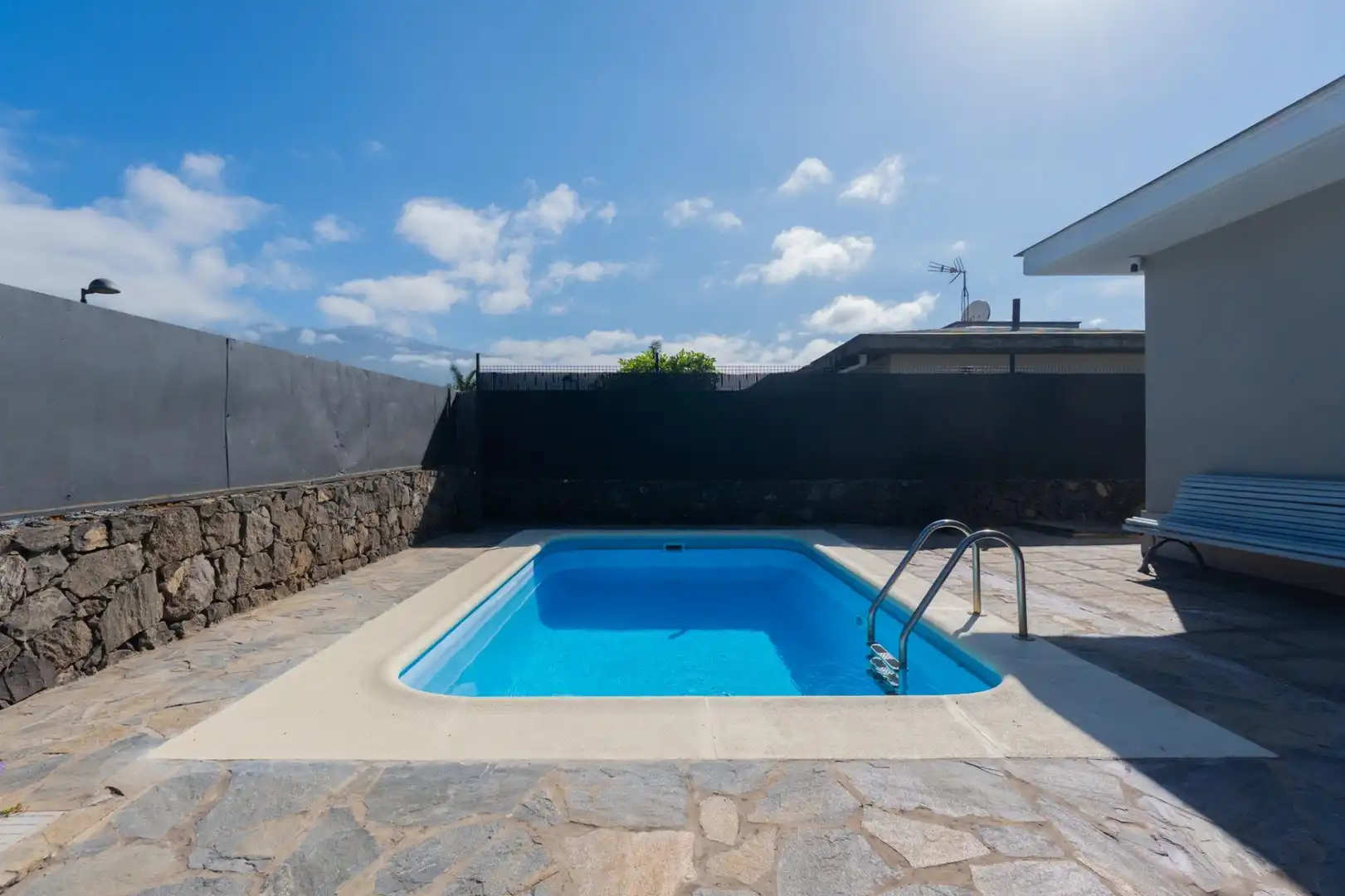 Piscina de Casa o xalet de lloguer en La Orotava amb Jardí privat, Parquet i Terrassa