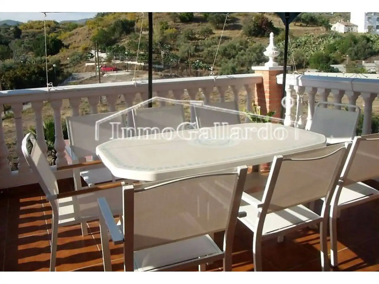 Chalet con jardín en venta en Diseminados, imagen 2
