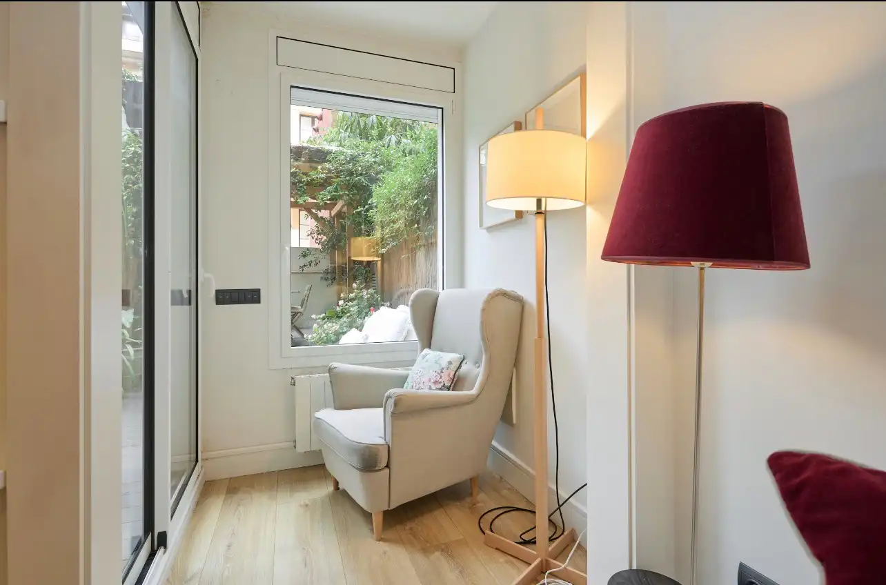 Terrassa de Pis en venda en Barcelona amb Aire condicionat, Calefacció i Jardí privat