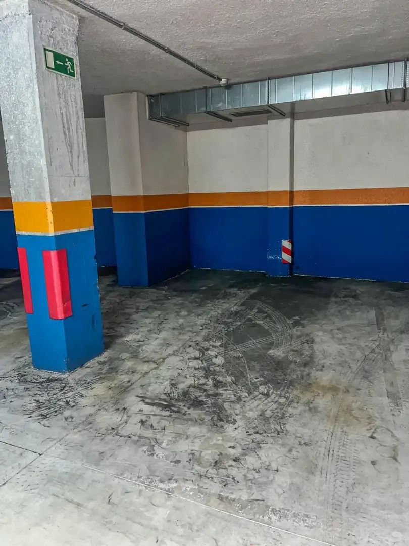 Aparcament de Garatge en venda en Oviedo 