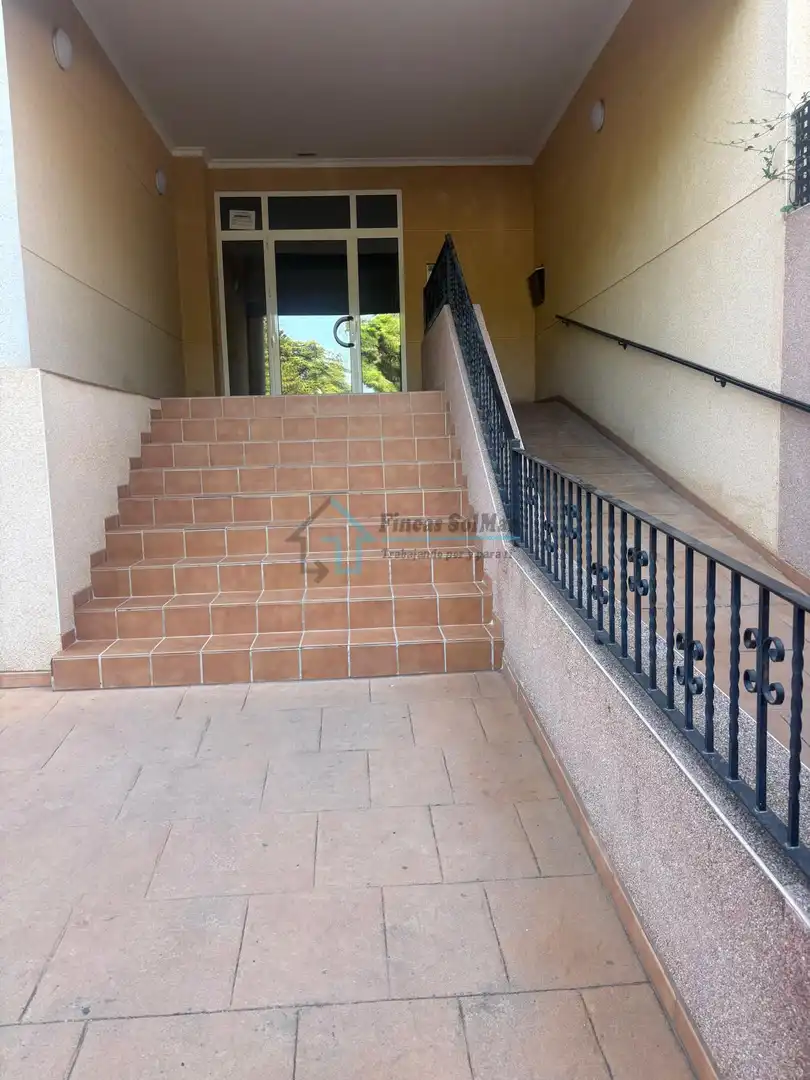 Appartement compact avec piscine à vendre à Canet d'En Berenguer