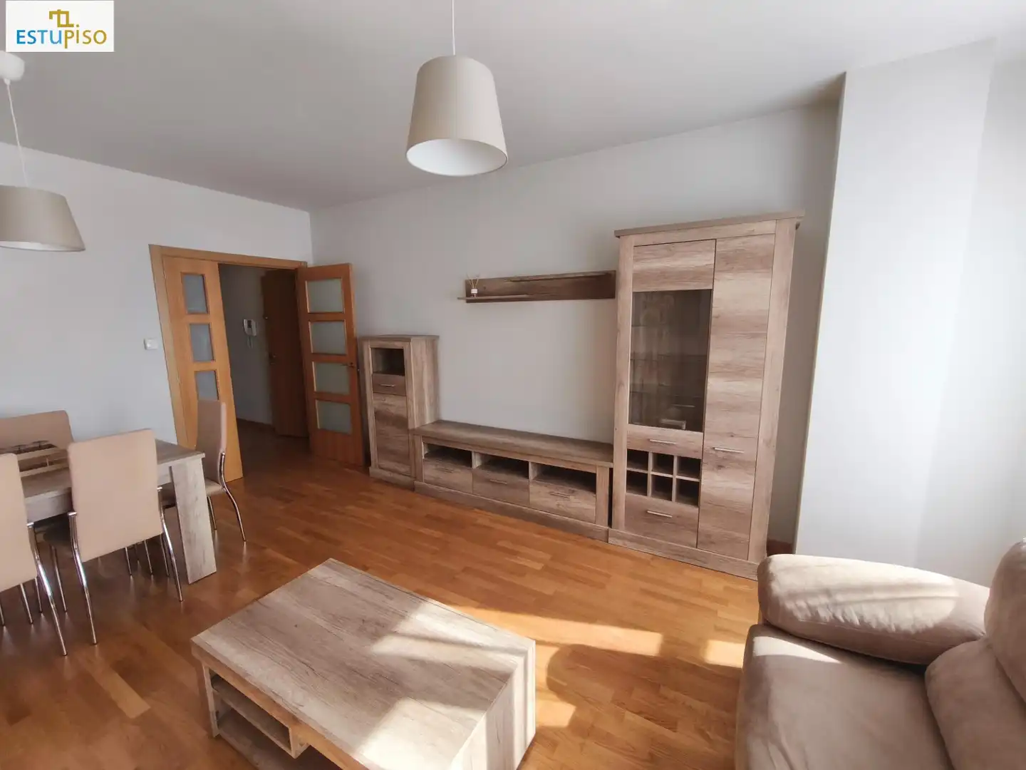 Sala de estar de Piso en venta en Vitoria - Gasteiz con Calefacción, Jardín privado y Terraza