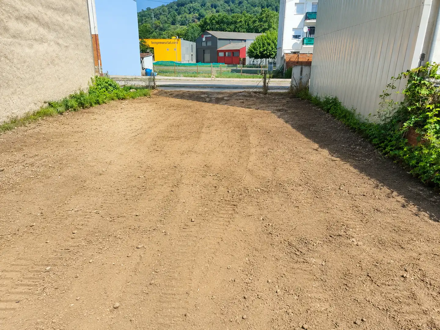 Terreno residencial en venta en Carrer Olímpia, imagen 2