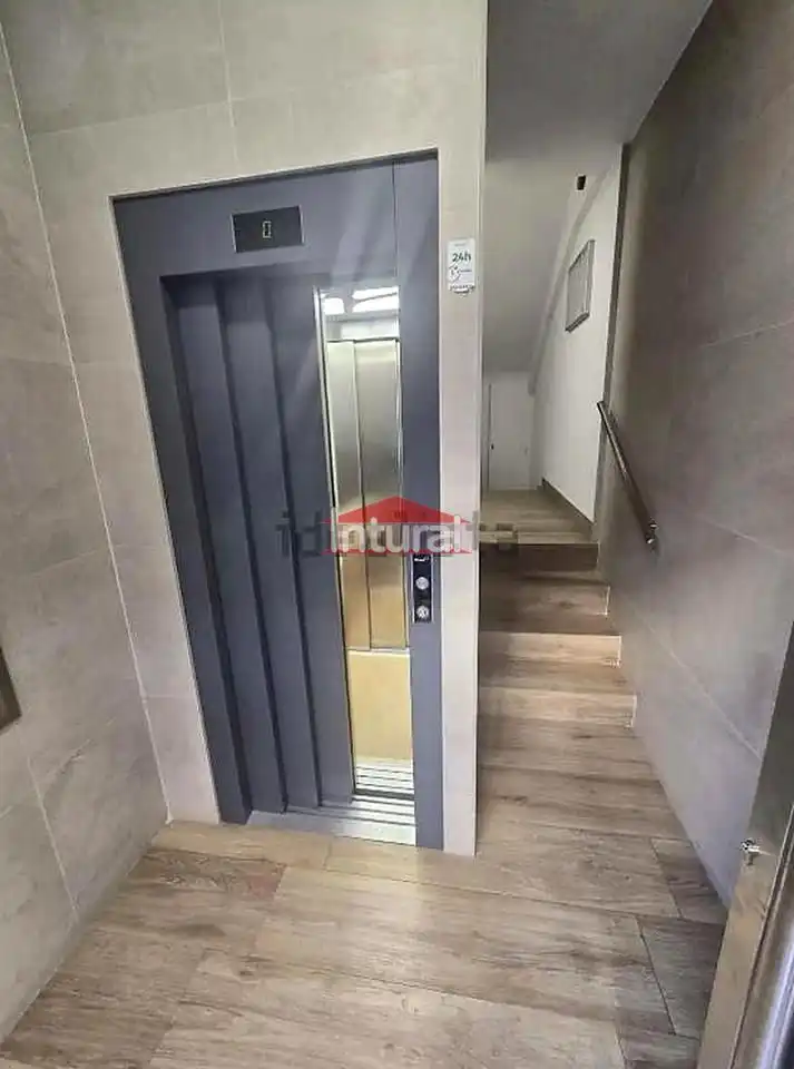 Appartamento con terrazza in vendita a Ensanche - Franciscanos, imagen 8