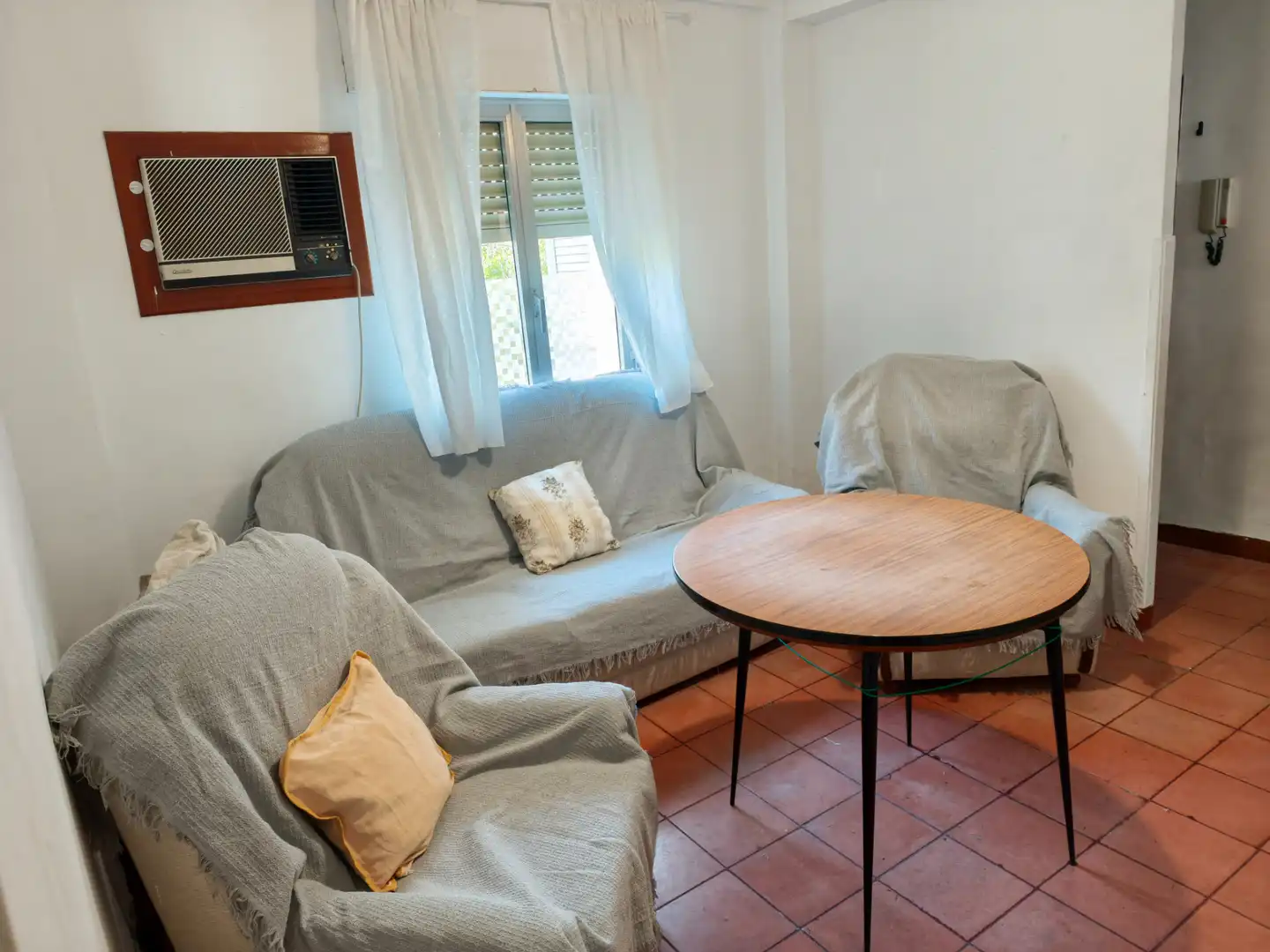 Flat to rent in Calle Caudal