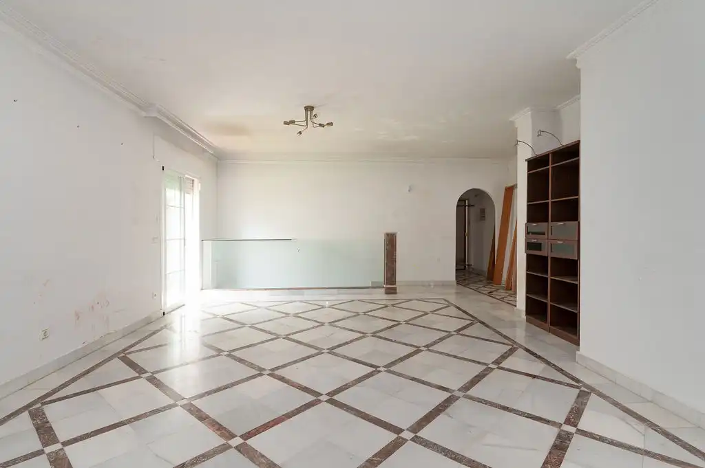 Dúplex en venta en Marbella con Piscina