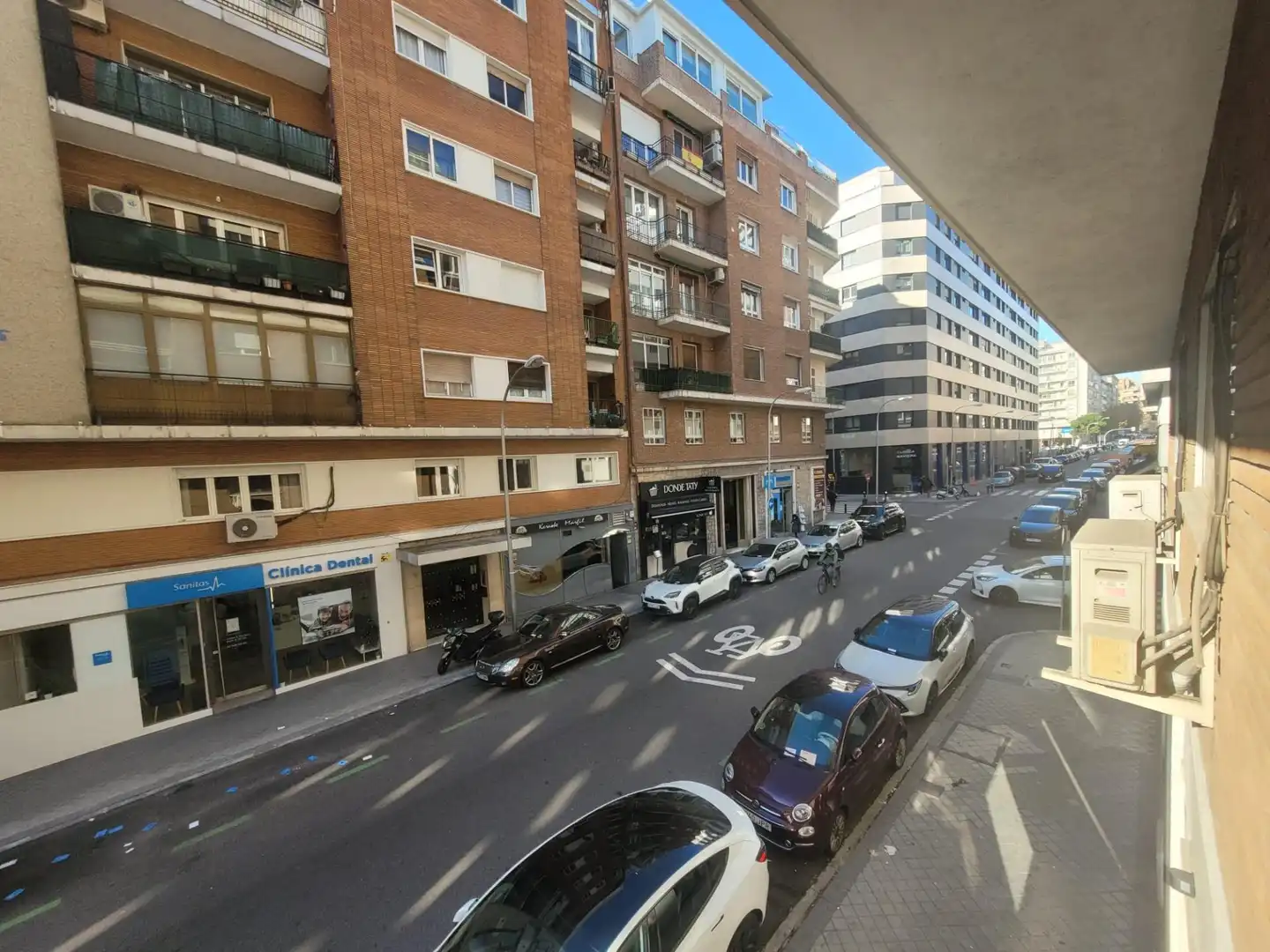 Vista exterior de Apartament de lloguer en Madrid amb Calefacció, Parquet i Traster