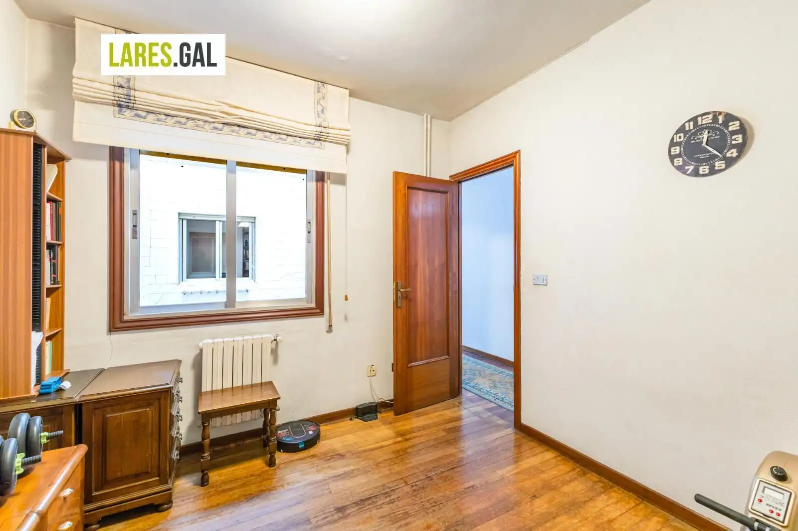 Habitación de Piso en venta en Cangas  con Calefacción, Terraza y Trastero