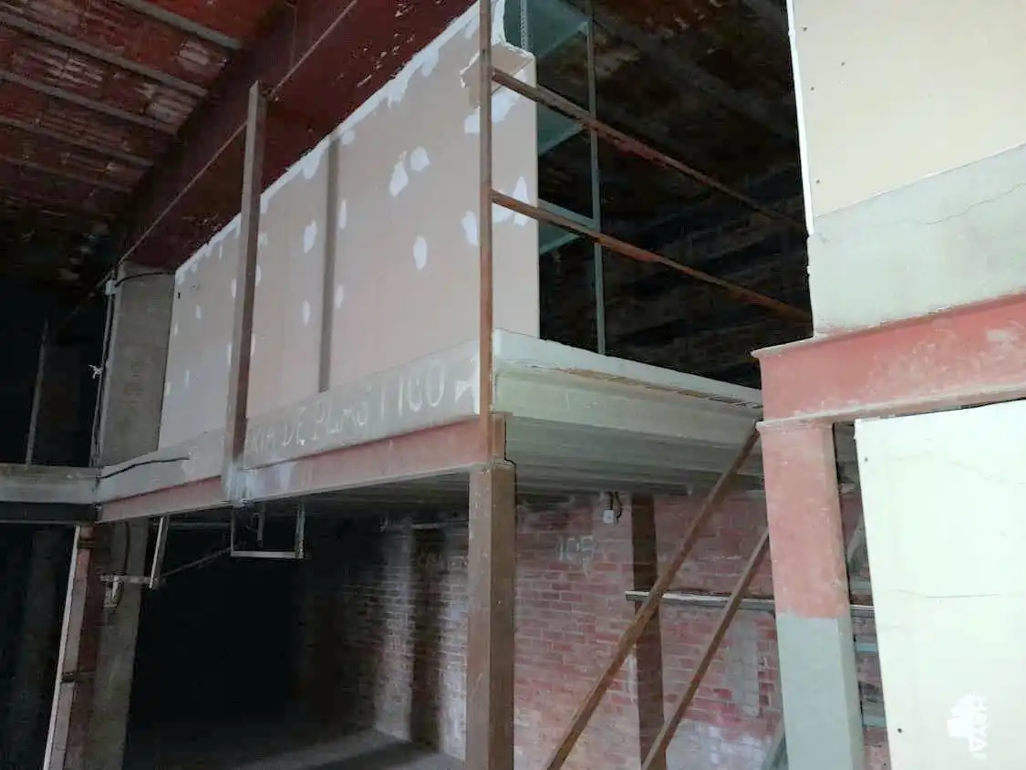 Local comercial en venta en Almirall Folch, imagen 9