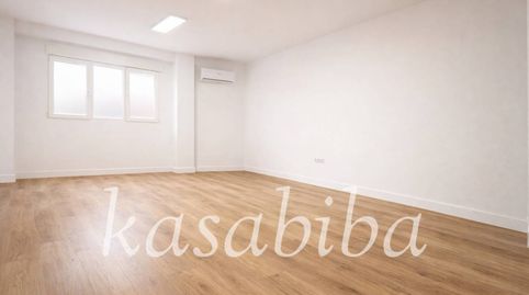 Foto 2 de Piso en venta en Calle Horta, Zona Avenida al Vedat, Torrent