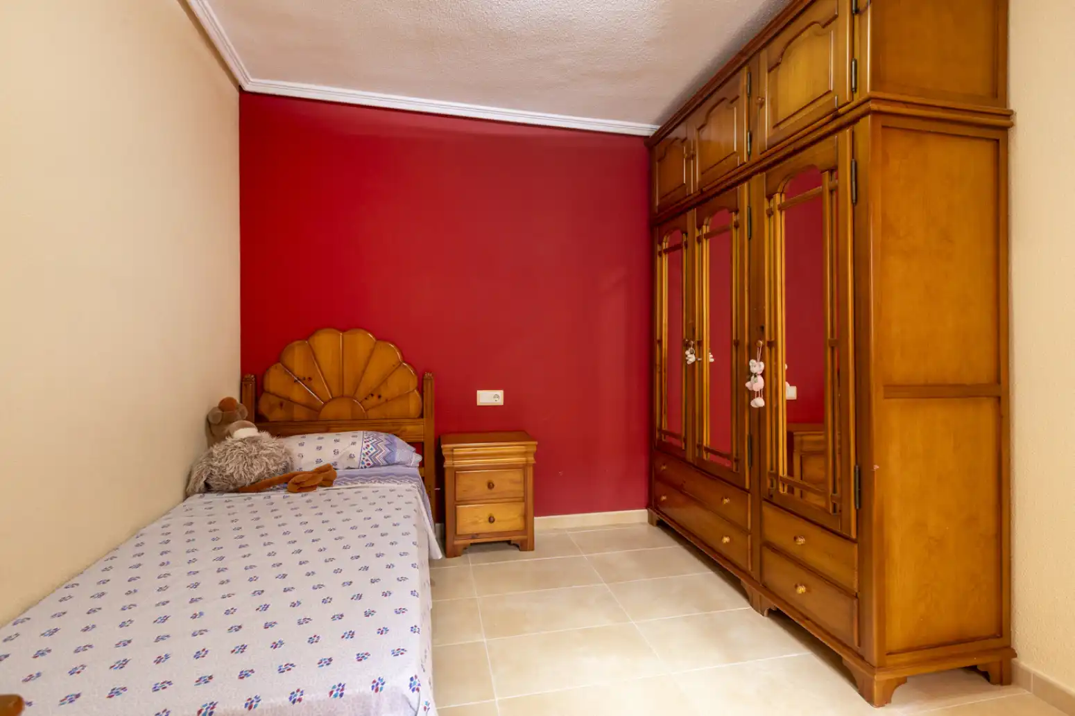 Habitación de Casa o chalet en venta en Albal con Aire acondicionado, Calefacción y Jardín privado