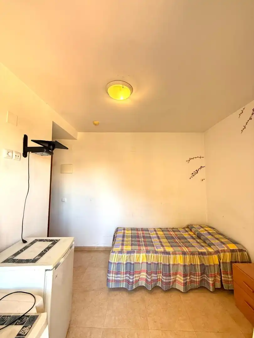 Habitación de Edificio en venta en La Pobla de Mafumet