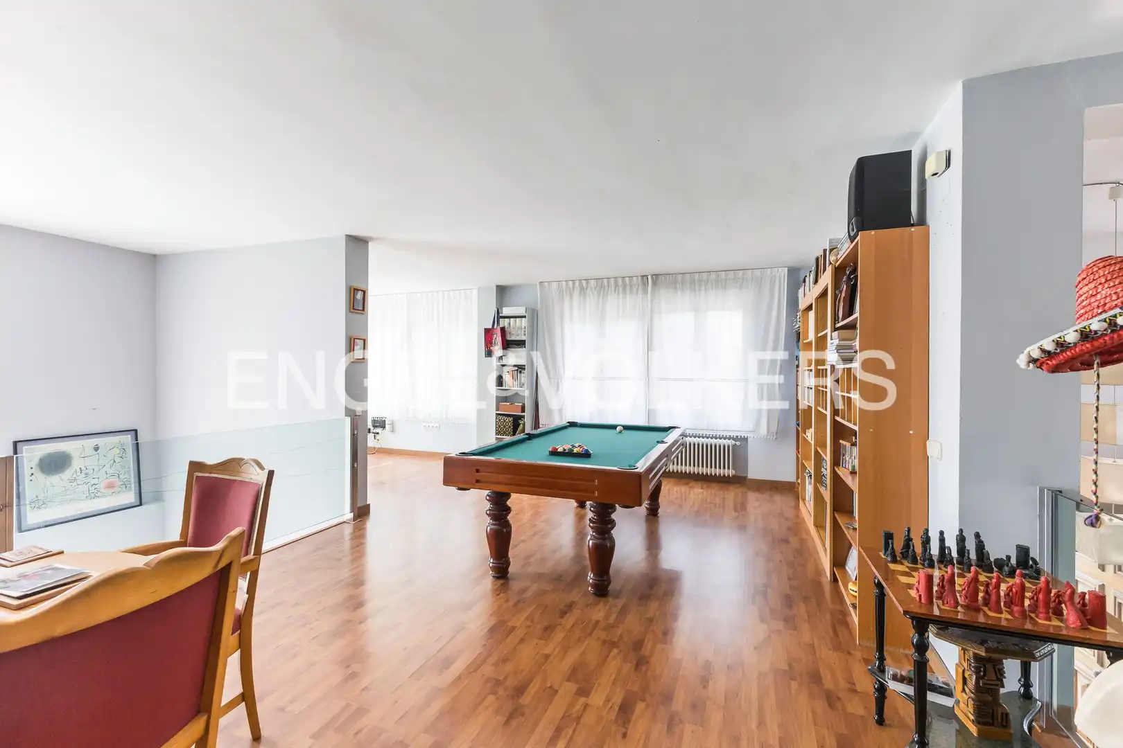Sala d'estar de Casa o xalet en venda en Alpedrete amb Calefacció, Jardí privat i Terrassa