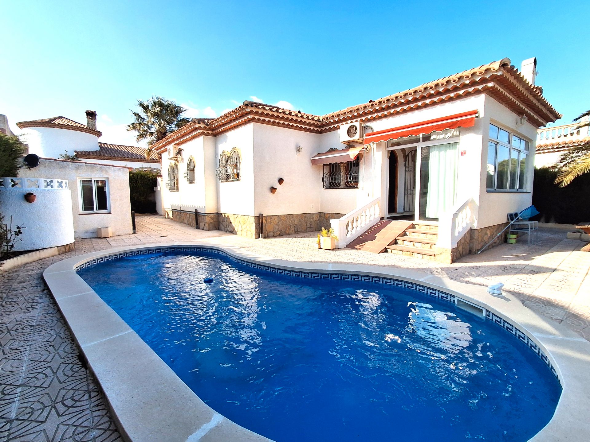 Exterior view of Houses for sale in Mont-roig del Camp  with Air Conditioner, Heating and Private garden