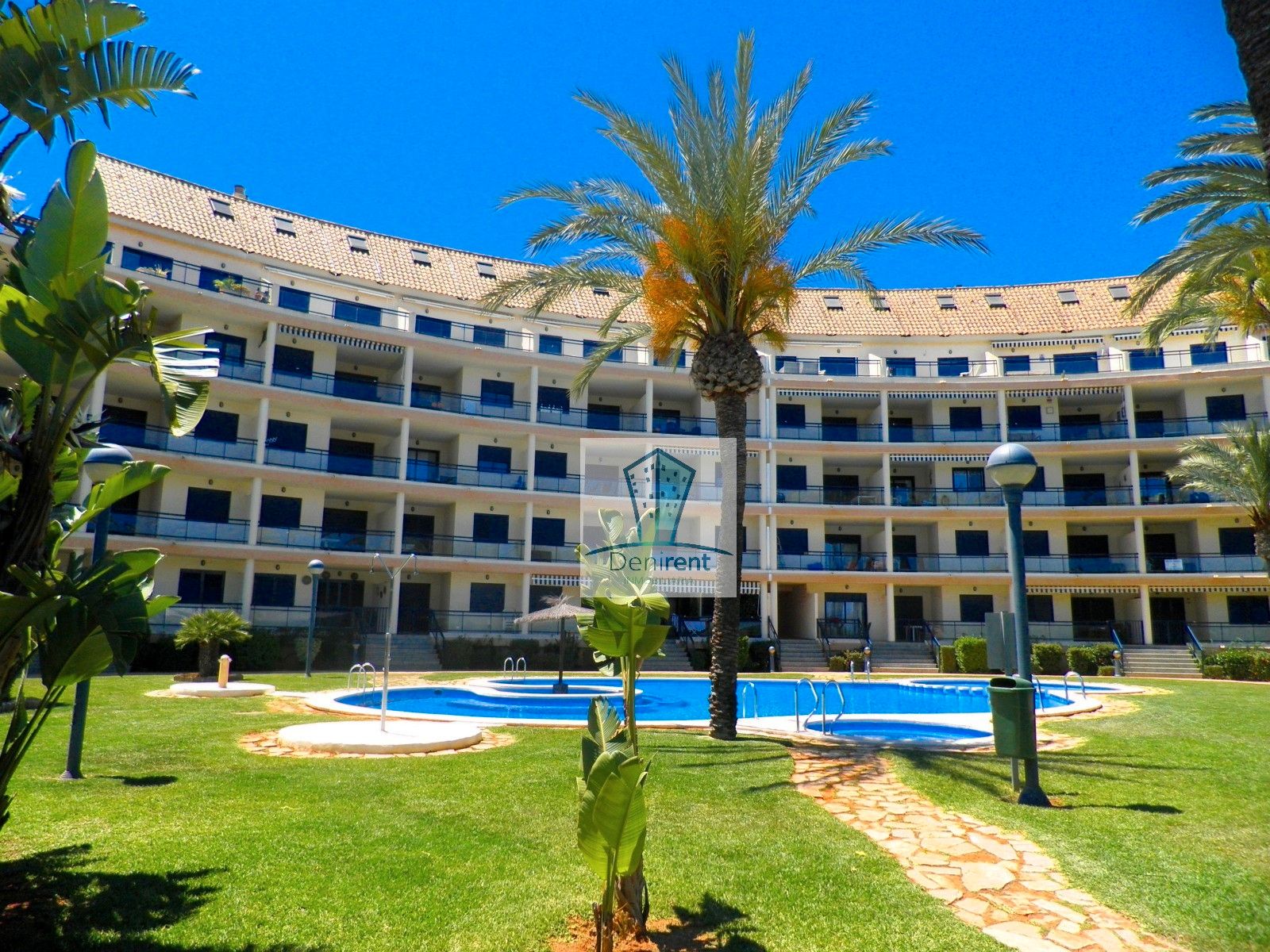 Vista exterior de Apartament de lloguer en Dénia amb Aire condicionat, Calefacció i Terrassa