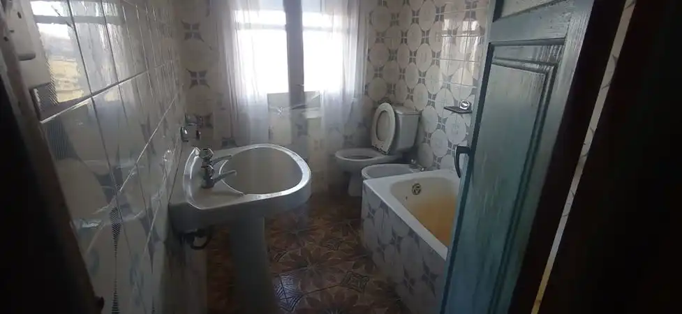 Casa o xalet en venda a C/ Moutas , Grado