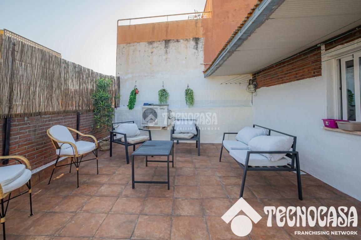 Terrace of Single-family semi-detached for sale in Badalona