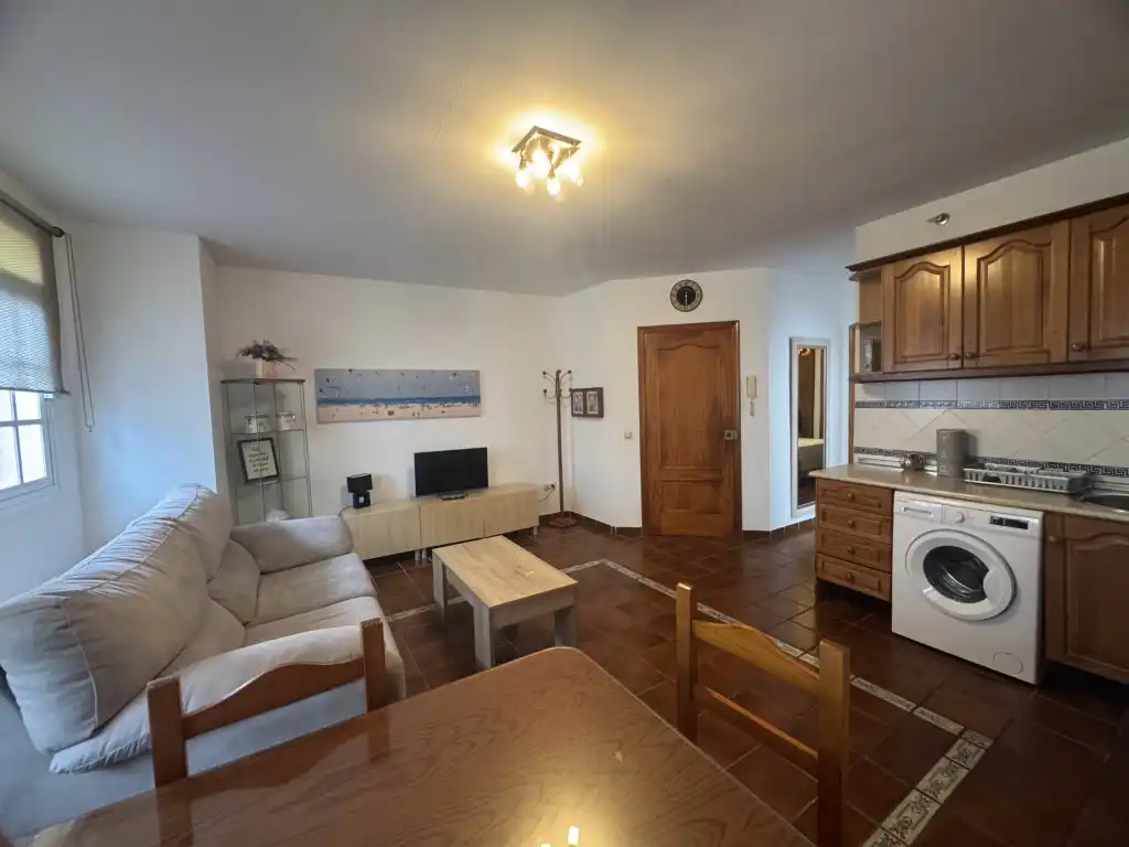 Sala de estar de Piso en venta en La Línea de la Concepción con Amueblado