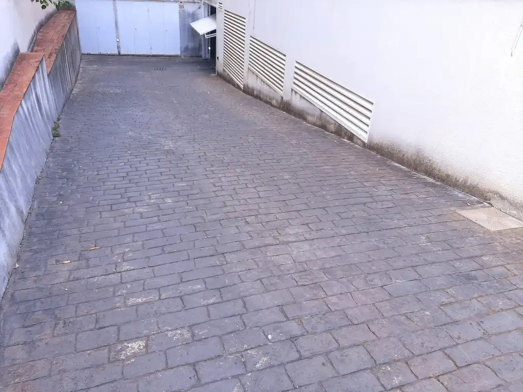 Parkplatz von Garage zum Verkauf in Cunit