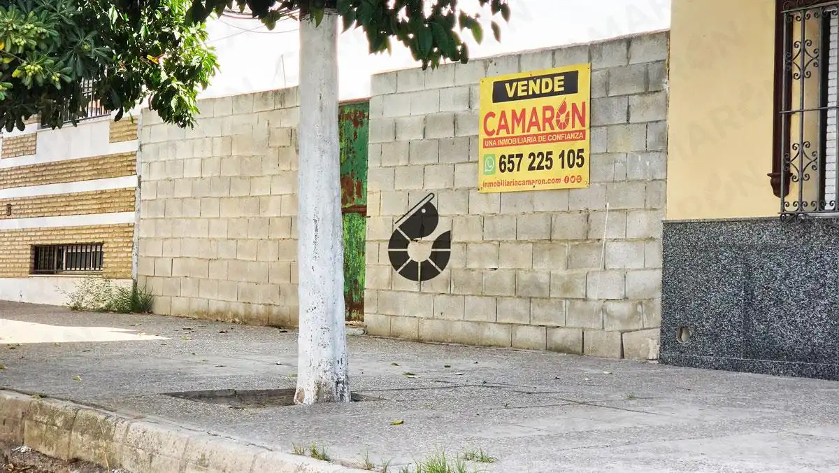 Lands and plots for sale in Avenida Palomares, imagen 2