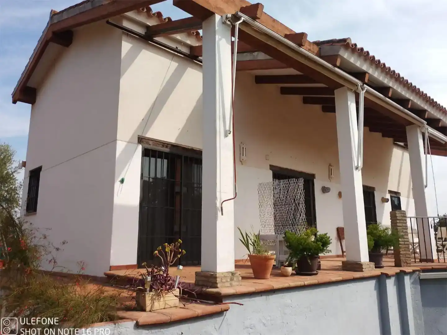 Vista exterior de Casa o xalet en venda en Guillena amb Aire condicionat