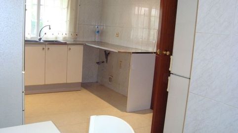 Foto 5 de Casa adosada en venta en Carrer Ramon I Cajal, Llinars del Vallès, Barcelona