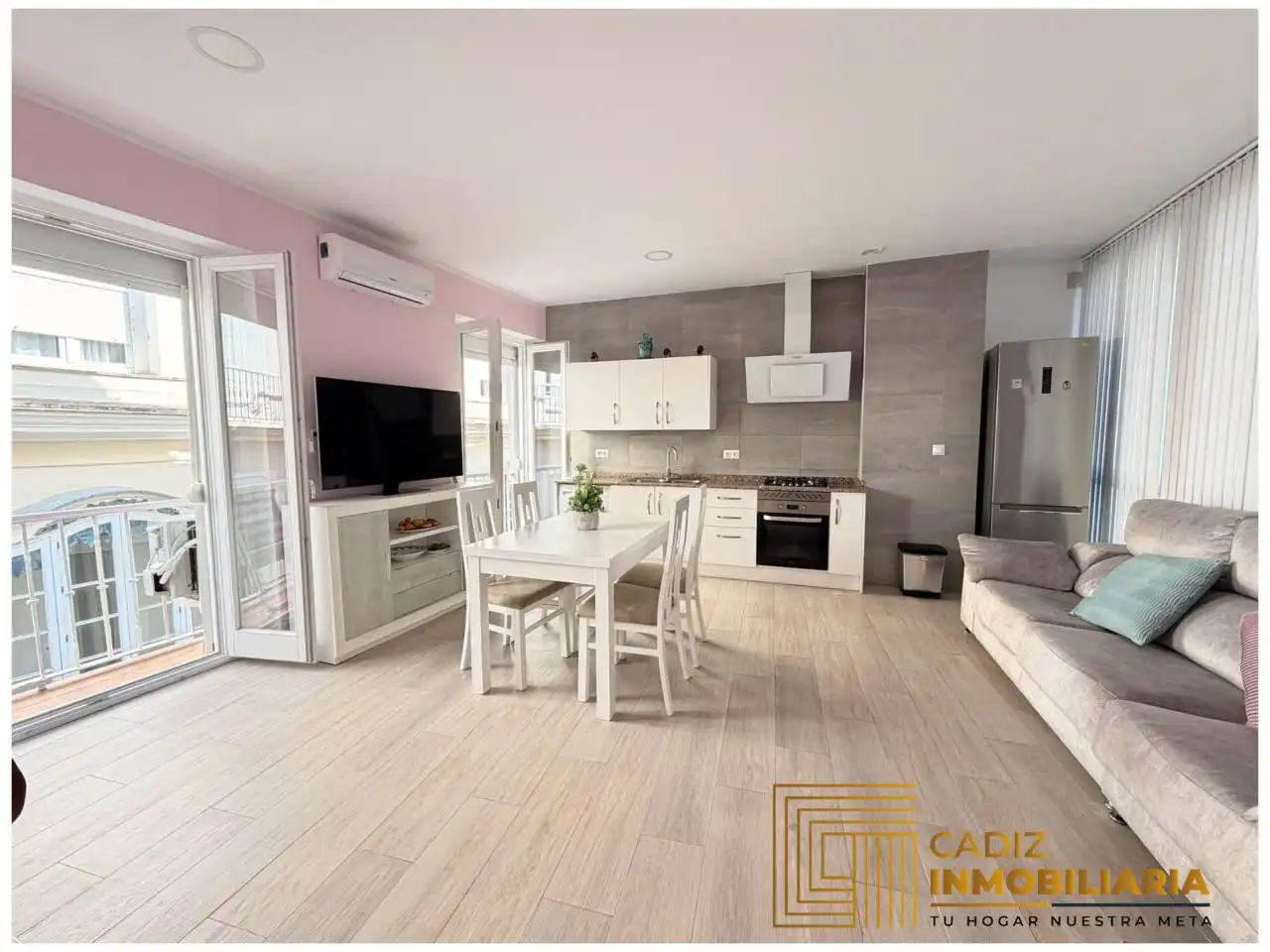 Cocina de Piso en venta en Cádiz con Aire acondicionado y Balcón