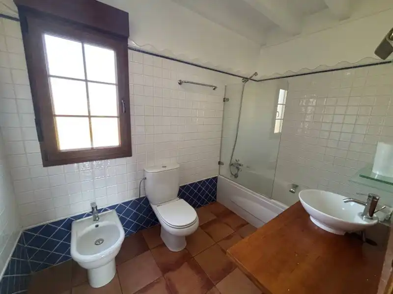 Baño de Casa o chalet en venta en Santander con Calefacción, Trastero y Piscina
