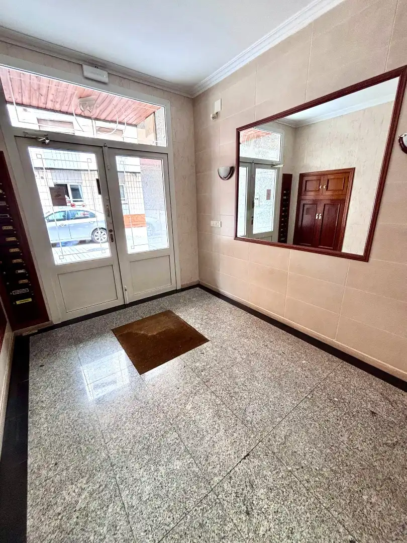 Piso en venta en Gijón  con Calefacción, Parquet y Terraza