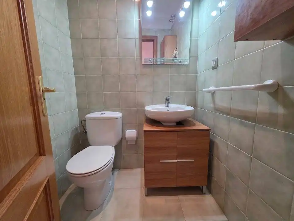 Baño de Piso en venta en Las Palmas de Gran Canaria con Amueblado