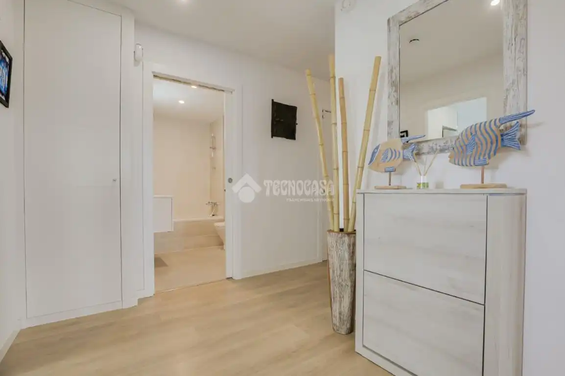 Piso en venta en L'Hospitalet de Llobregat con Aire acondicionado, Calefacción y Trastero