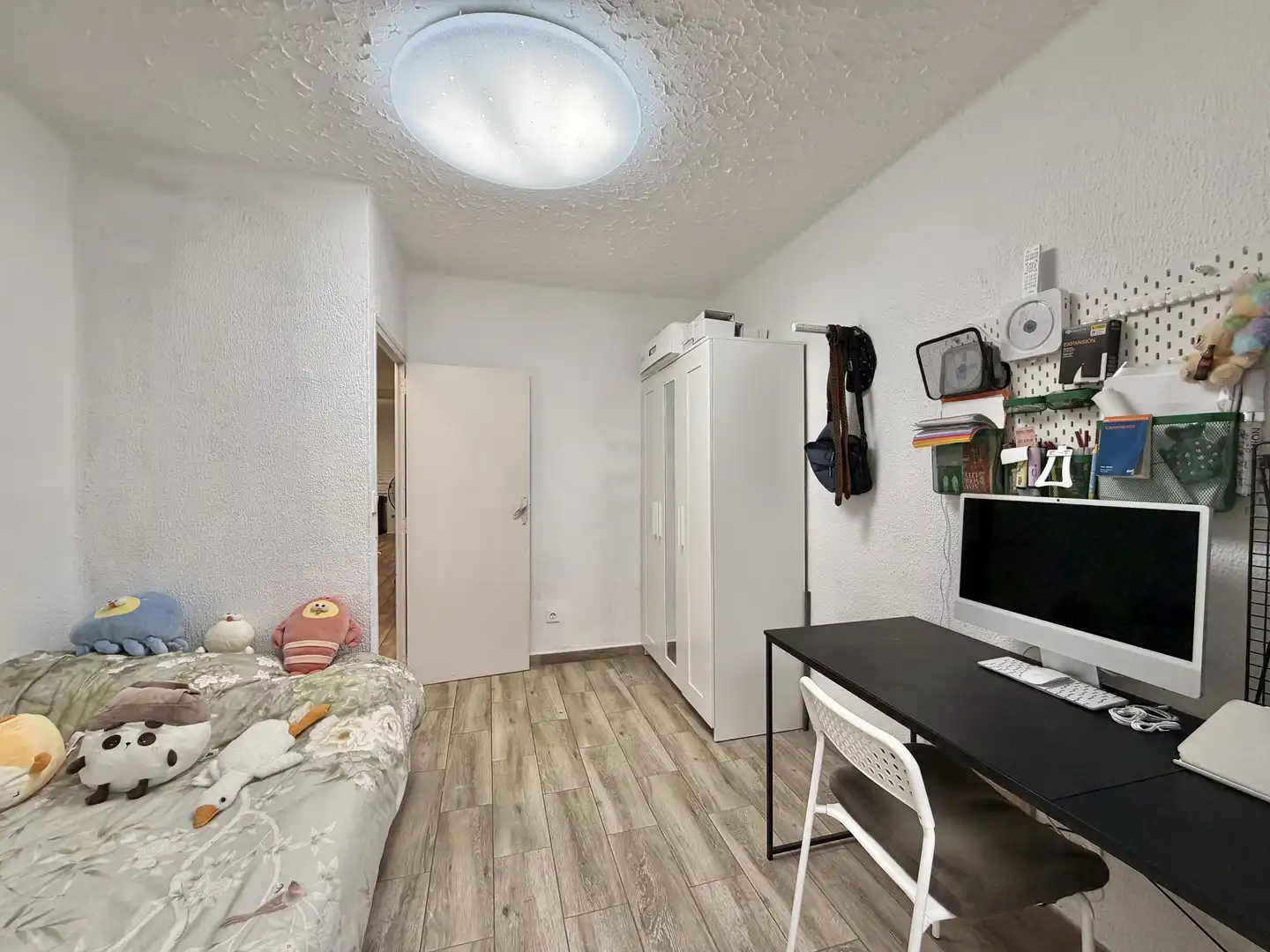 Habitación de Piso en venta en Valencia con Aire acondicionado y Balcón