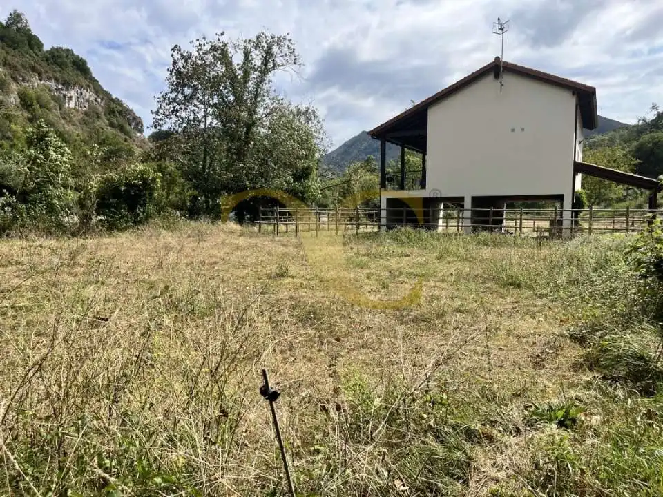 Residencial en venta en Cangas de Onís