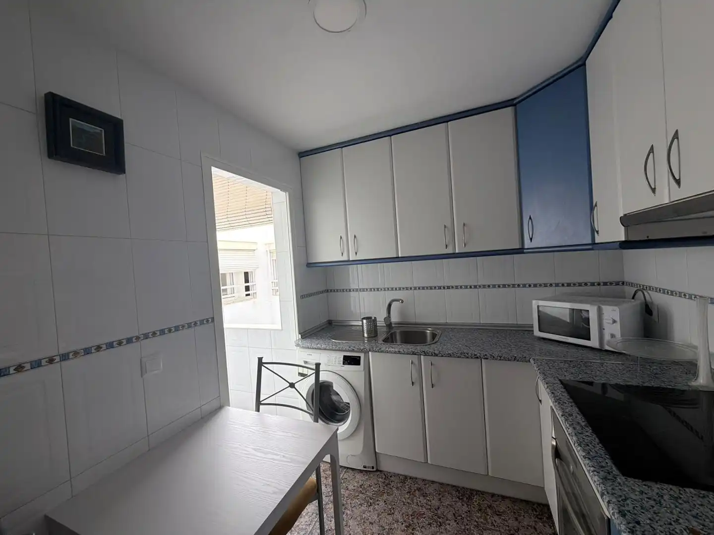 Mini appartamento con terrazza in affitto a Calle Calle Cerdá 30, imagen 11