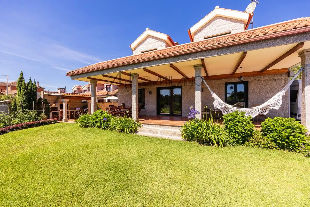 Terrassa de Casa o xalet en venda en Tomiño amb Calefacció, Jardí privat i Terrassa