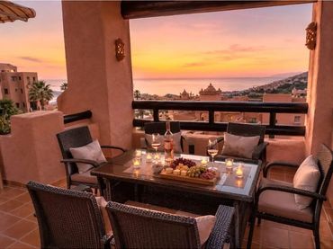 Apartament amb piscina en venda a Manilva Pueblo